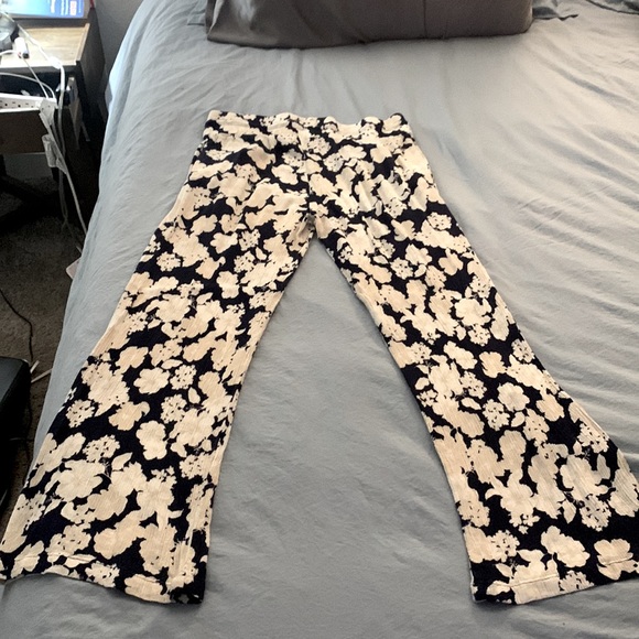 New Directions Wide Leg Pants, Size Small, Navy Blue and White Floral Pattern - Picture 2 of 2